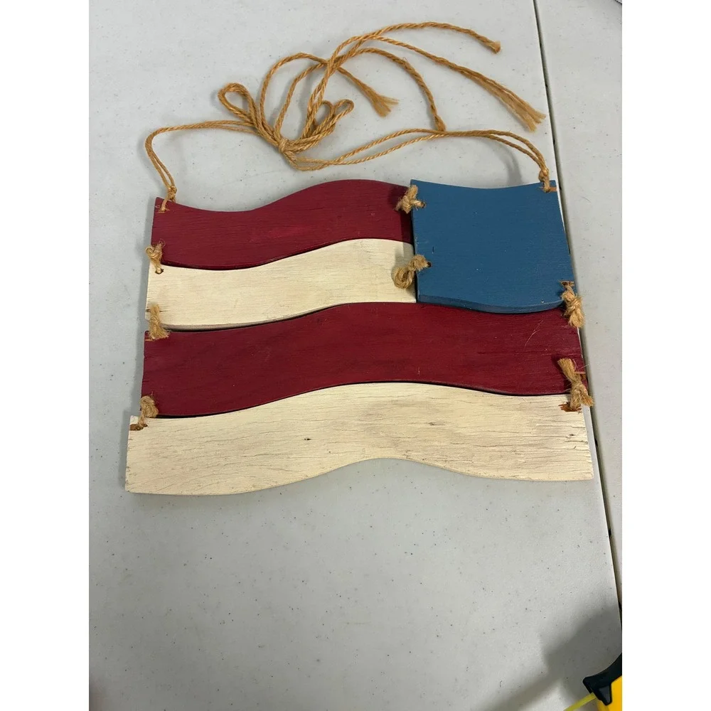 Rustic Wooden‎ American Flag Wall Hanging Remember Freedom Patriotic Decor Star
